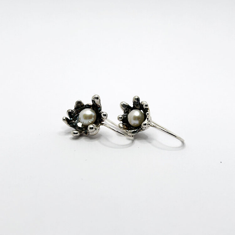 Venus earrings